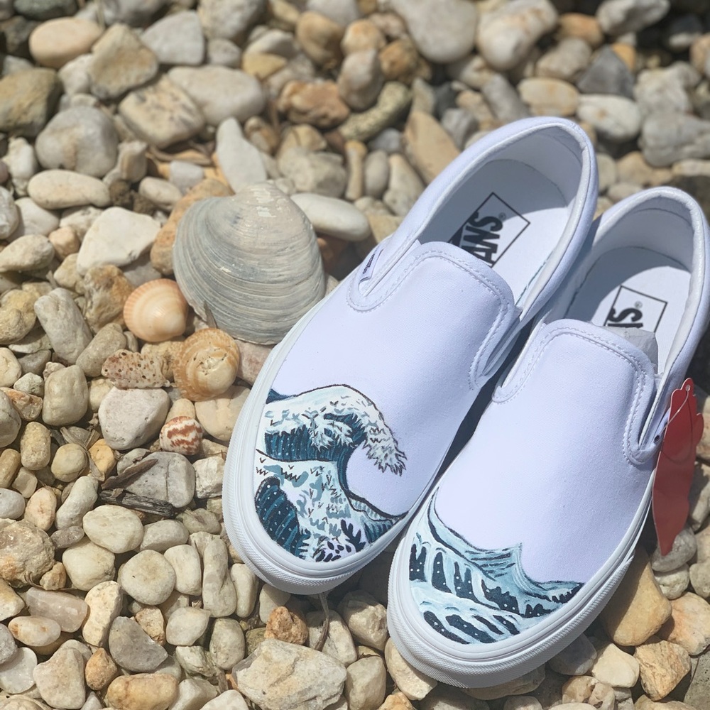Wave handpainted vans